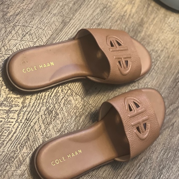 Cole Haan Flynn Logo Slide Size 7 - Picture 9 of 12